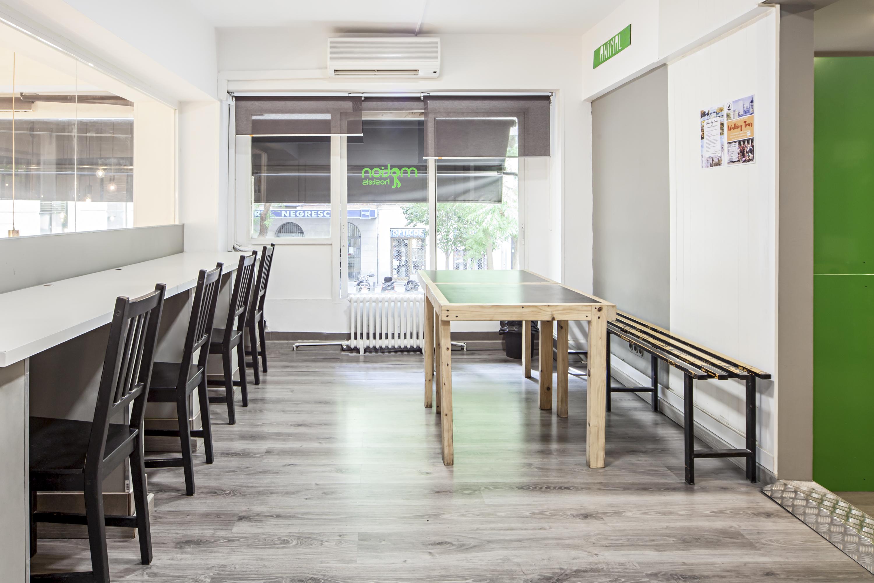Euromadrid Hostel Εξωτερικό φωτογραφία