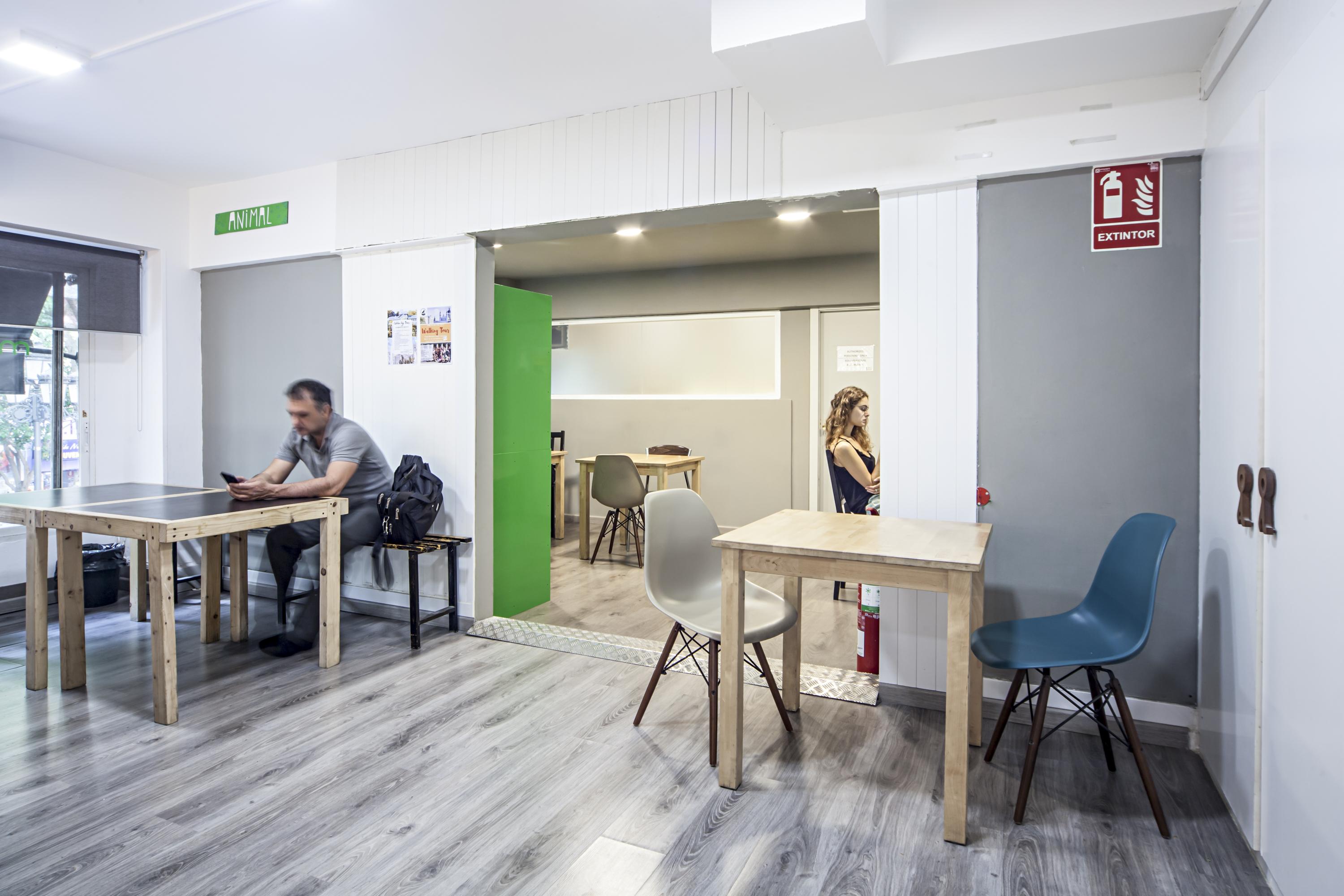 Euromadrid Hostel Εξωτερικό φωτογραφία