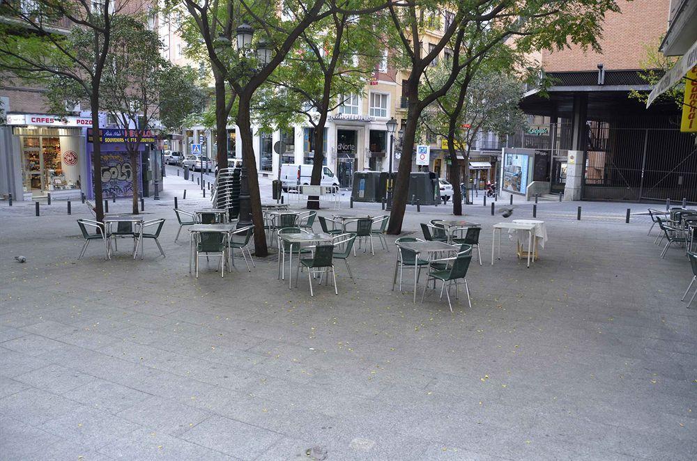Euromadrid Hostel Εξωτερικό φωτογραφία