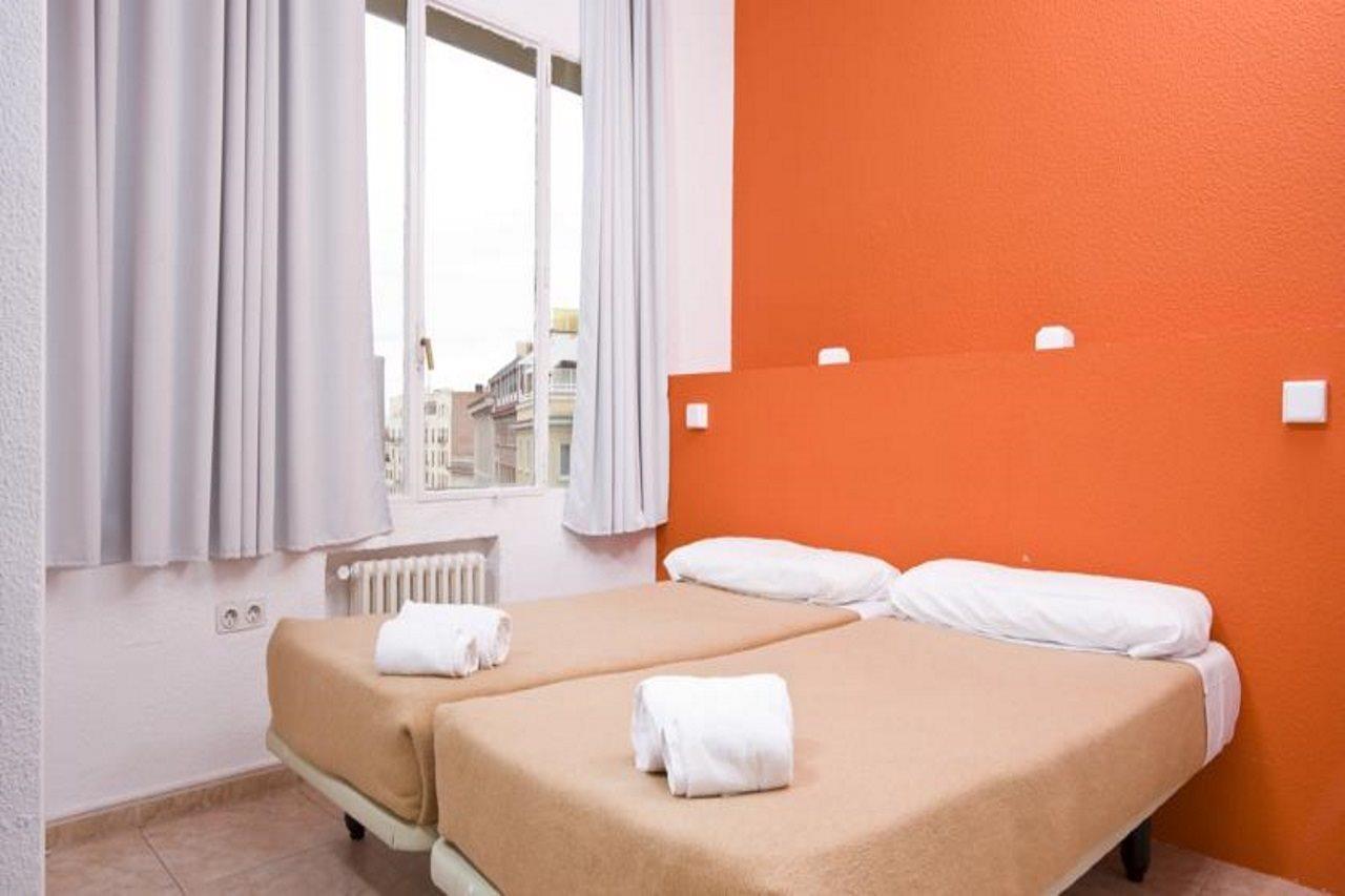 Euromadrid Hostel Εξωτερικό φωτογραφία