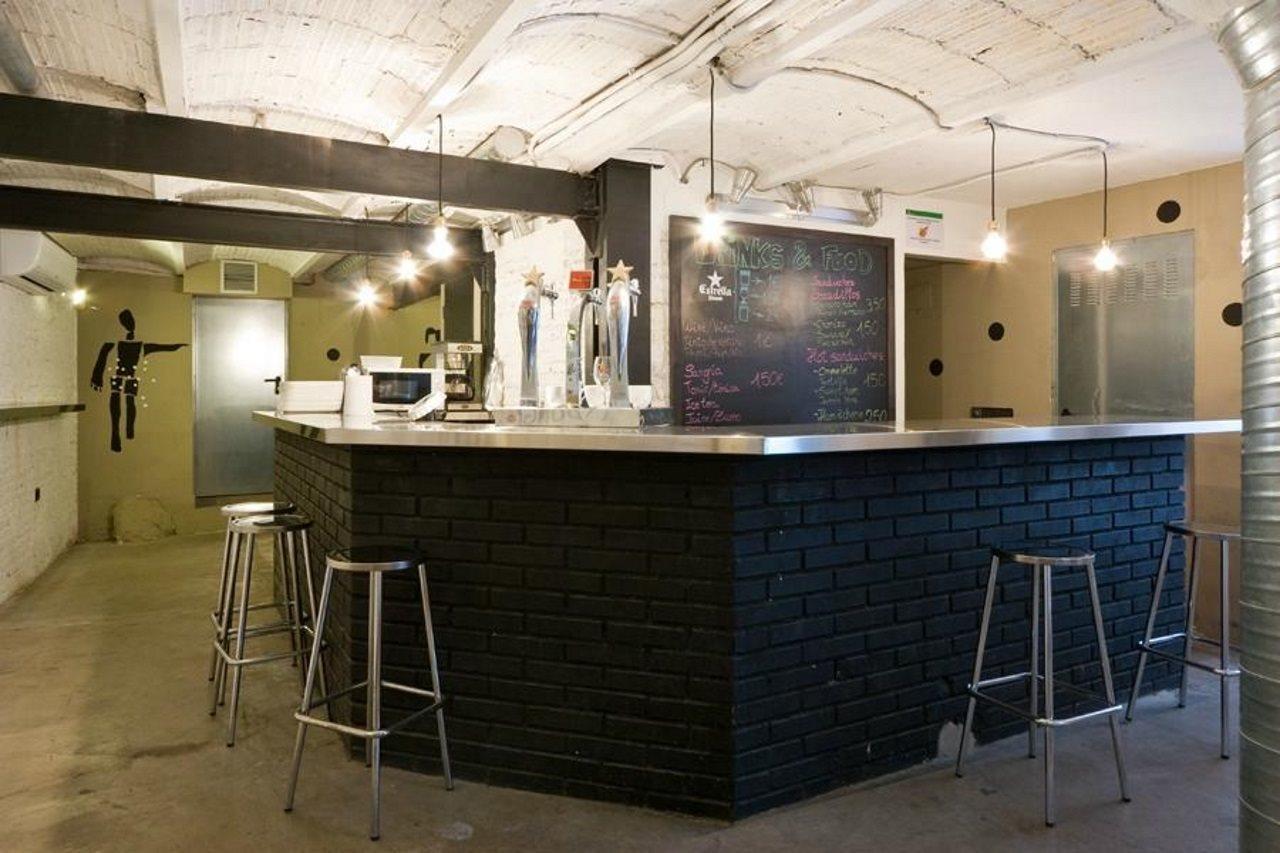 Euromadrid Hostel Εξωτερικό φωτογραφία