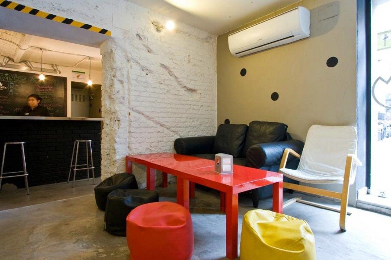 Euromadrid Hostel Εξωτερικό φωτογραφία