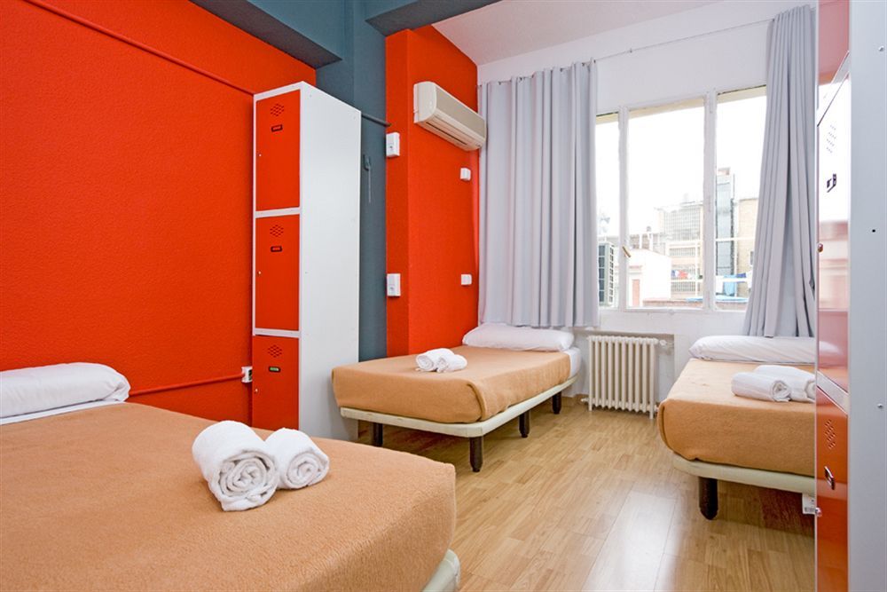 Euromadrid Hostel Εξωτερικό φωτογραφία
