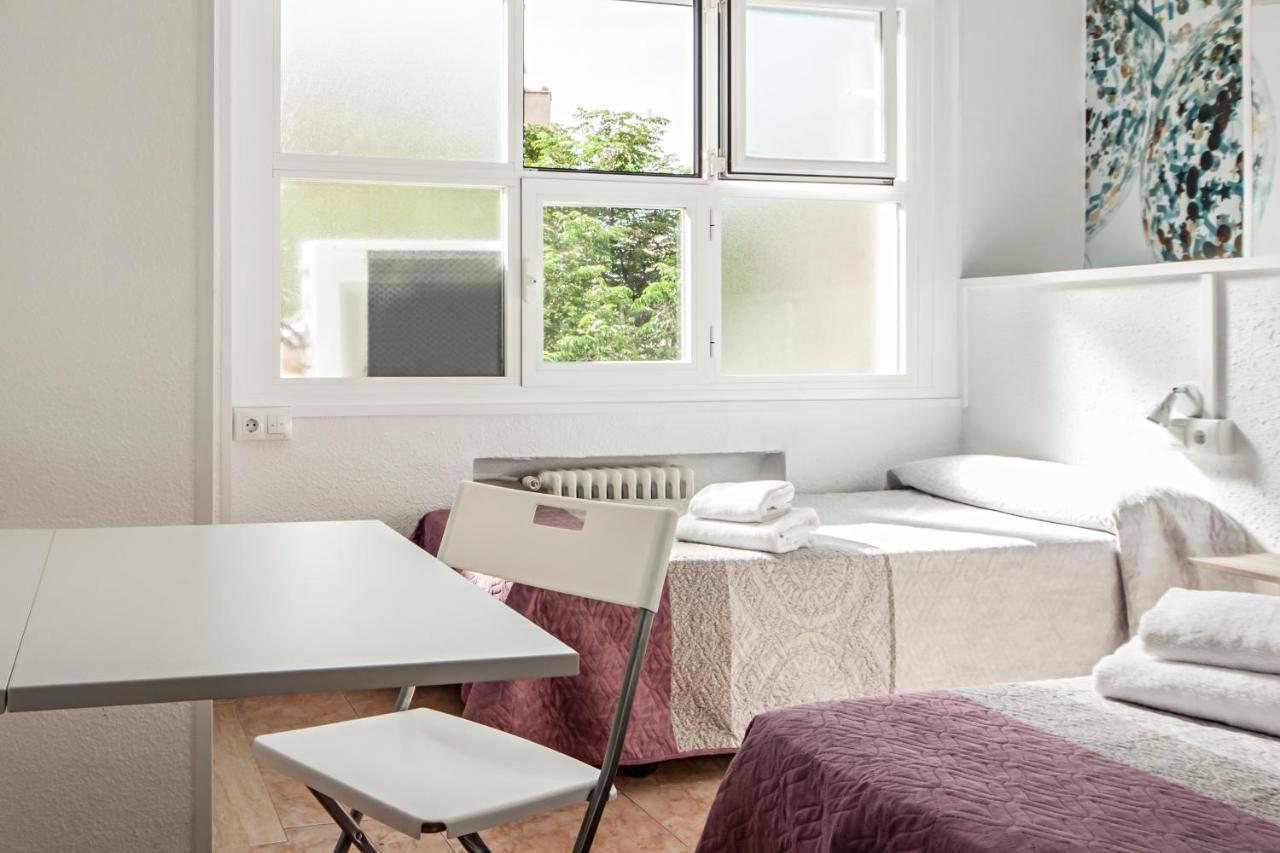 Euromadrid Hostel Εξωτερικό φωτογραφία