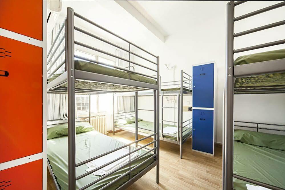 Euromadrid Hostel Εξωτερικό φωτογραφία